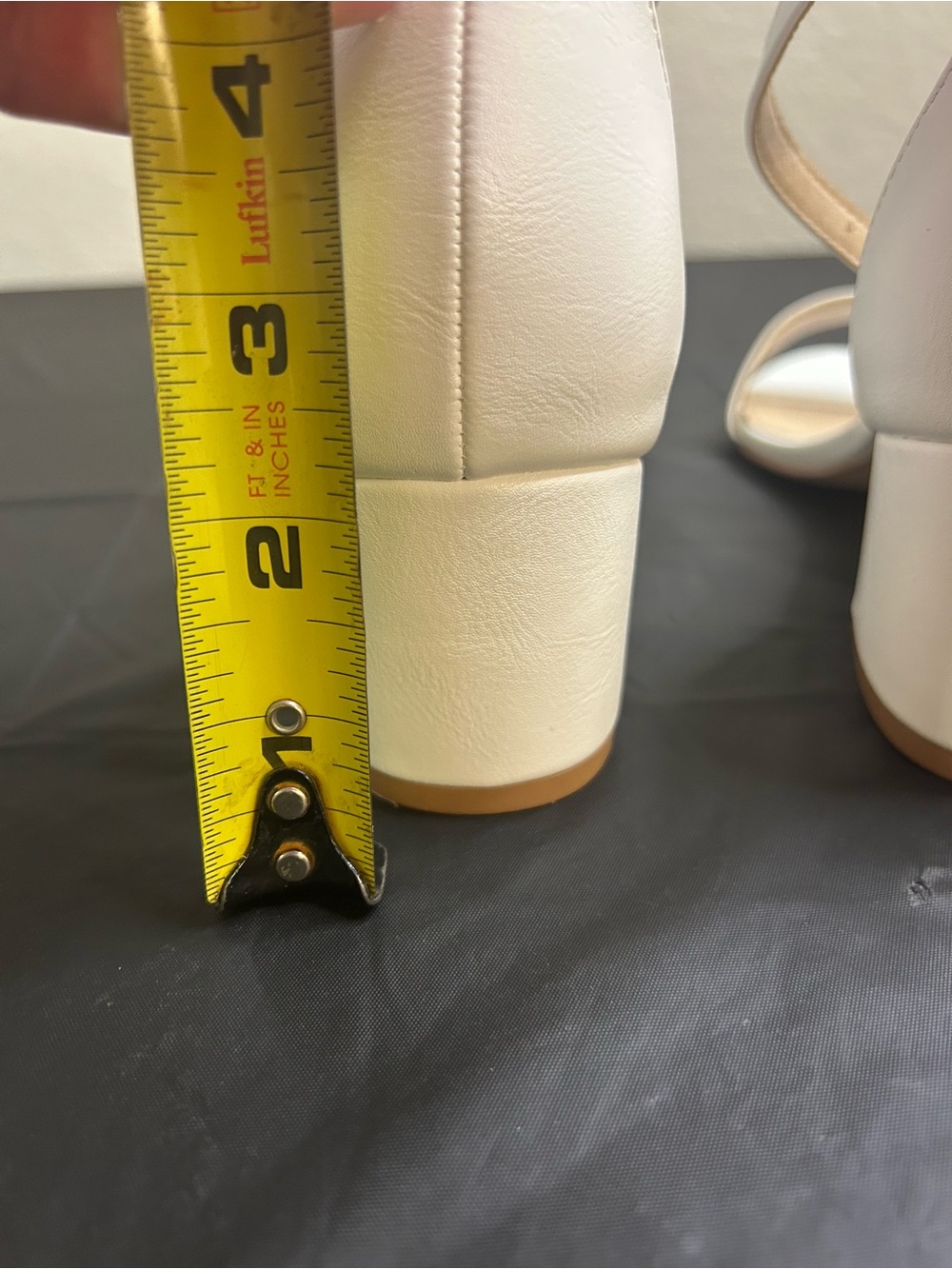 Party White Open-Toe Ankle-Strap Low Block Chunky Heels Size 7 (Like New) - Picture 7 of 16